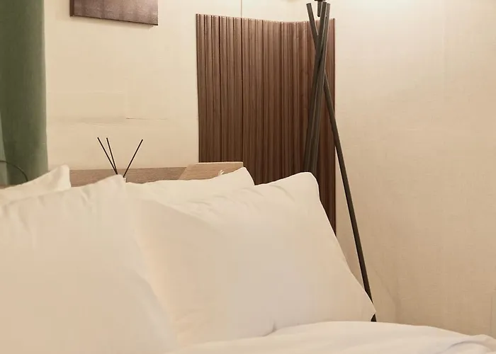Itaewon Namsan View Stay, Midnight In Itaewon New *