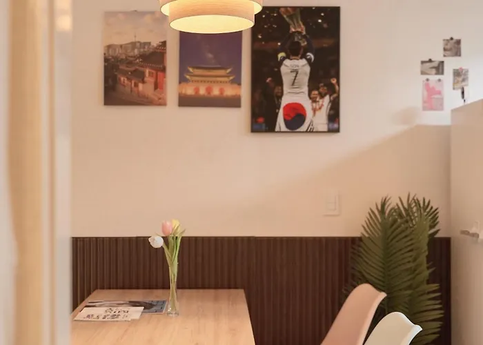 Itaewon Namsan View Stay, Midnight In Itaewon New * 首爾