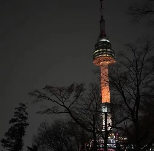 Itaewon Namsan View Stay, Midnight In Itaewon New * 首爾